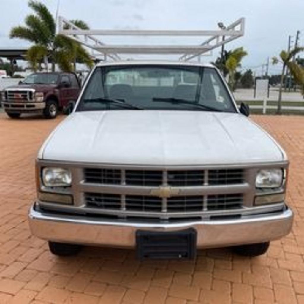 1997 Chevrolet GMT400's photo